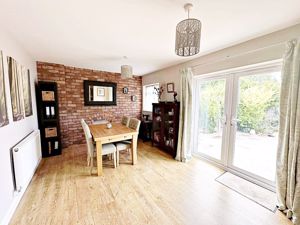 Dining Room- click for photo gallery